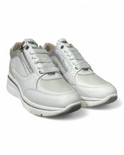 Carica l'immagine nel visualizzatore di Gallery, Keys - 10603A Sneakers WHITE/SILVER