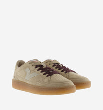 Carica l&#39;immagine nel visualizzatore di Gallery, Victoria - 8806111-80 SMASH SUEDE BEIGE
