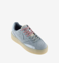 Carica l'immagine nel visualizzatore di Gallery, TURIN CAMOSCIO AZUL
