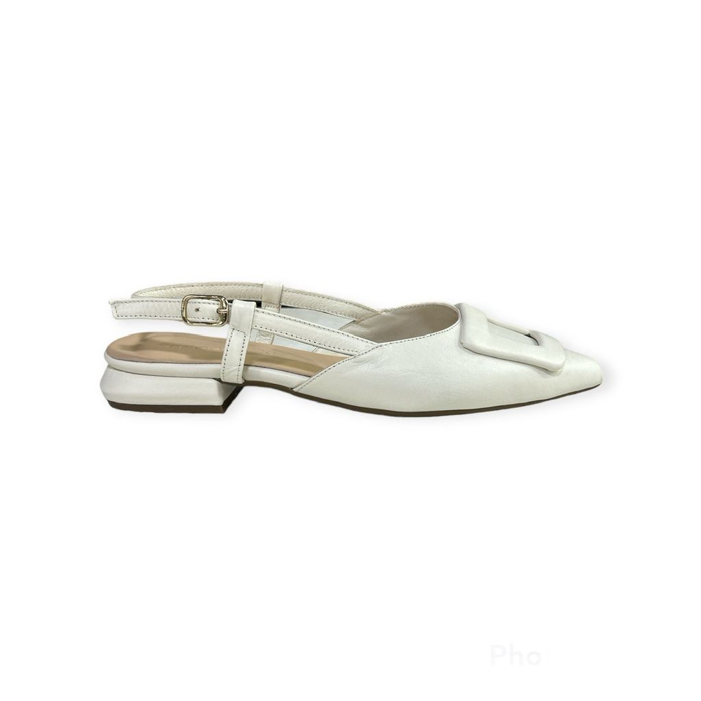 Epoché XI - 23223 Slingback a punta PANNA